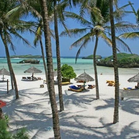 White Villa - Paparemo Beach Ватаму Экстерьер фото